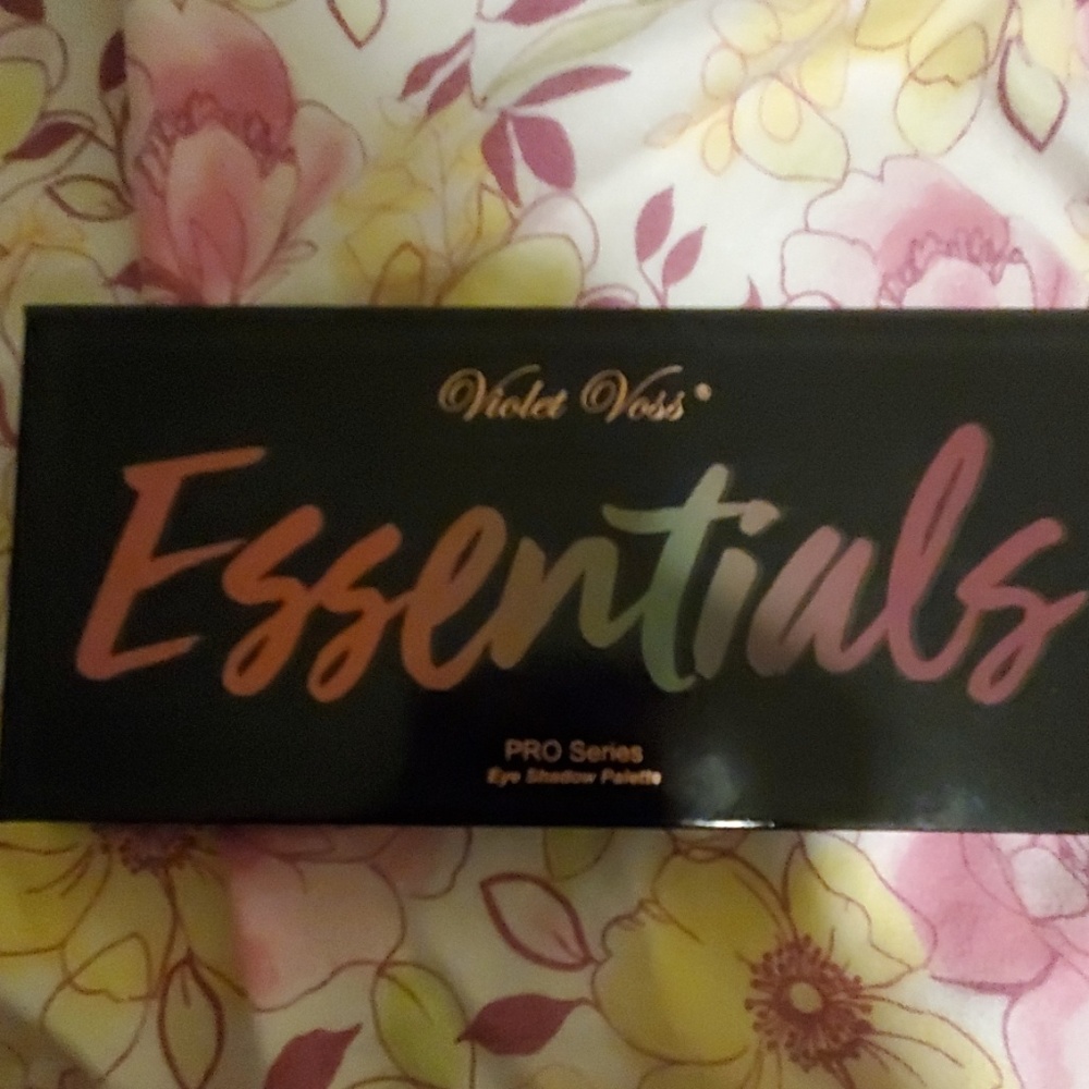Vivian Voss eyeshadow pallette